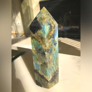 Labradorite specimen Large tower